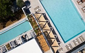 Aiora Resort