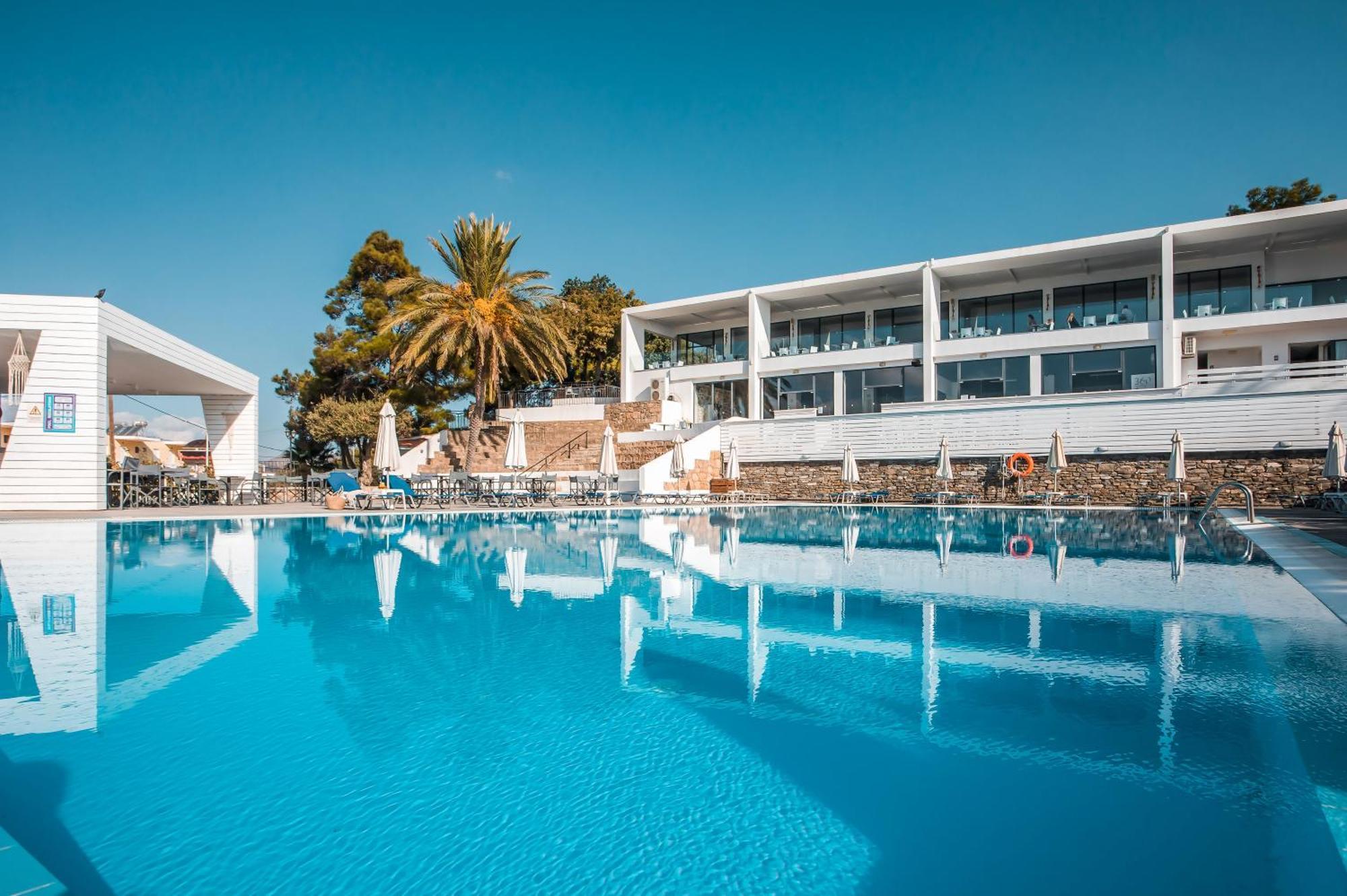 Aiora Resort Pefki  Exterior photo